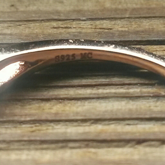 *NWOT* Gold Infinity CZ Diamond Ring - Picture 2 of 2